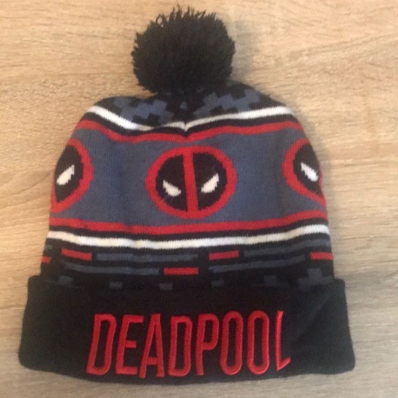 Marvel Other - Deadpool knit Pom Pom hat